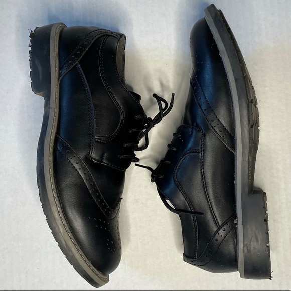 Boy’s Kenneth Cole Dress Shoes - Picture 3 of 8